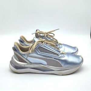 Puma Sneakers in Metallic Blue 💙 Size Woman's 9